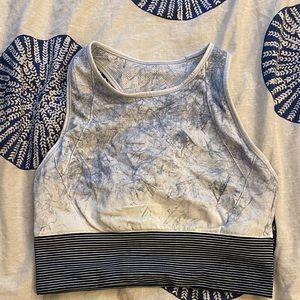Lululemon sports bra